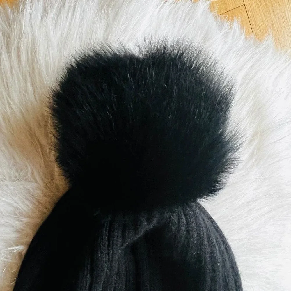 AMICALE Cashmere Genuine Shearling Pompom Beanie Hat, Color: Black, One Size NWT